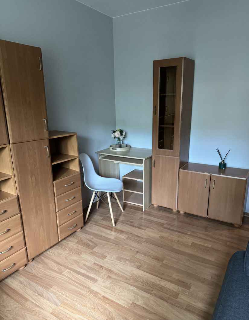 3pok, 60met, Okolice Alpejskiej BALKON/PIWNICA/2009 (Wrocław) Krzyki - zdjęcie 6