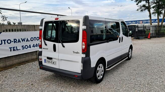 Renault Trafic Pięknie utrzymany! Niski przebieg! Igła! Zobacz! Rawa Mazowiecka - zdjęcie 5
