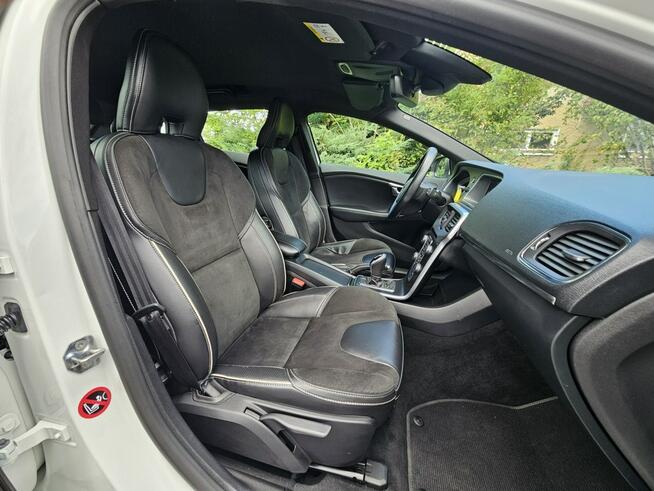 Volvo V40 2.0 benzyna T4 190km* R-Design* Automat* GWARANCJA Opoczno - zdjęcie 10