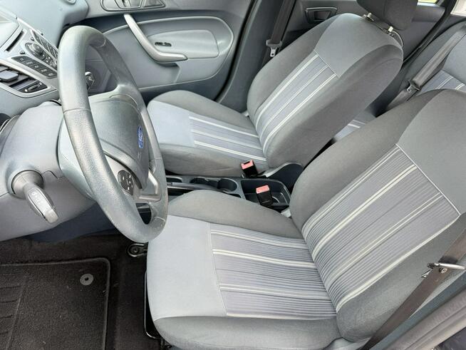 Ford Fiesta jak nowa !!! Niski oryginalny przebieg !!! Poznań - zdjęcie 8