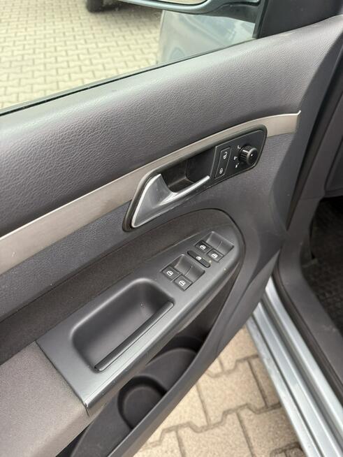 Volkswagen Touran 1,6 Mpi 102ps instalacja lpg zarejestrowany Bolesławiec - zdjęcie 9