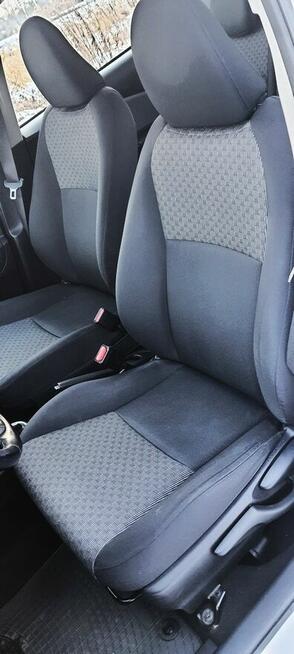 Toyota Yaris III 1.33 Lift 2015r. Klimatyzacja 5 Drzwi Nowa Sól - zdjęcie 5