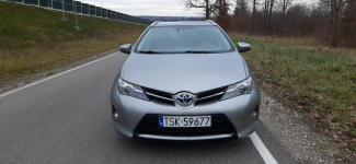 Toyota Auris 1.8 Hybryda 2014r 173 tyś km Kamera Hands-Free Skarżysko-Kamienna - zdjęcie 3