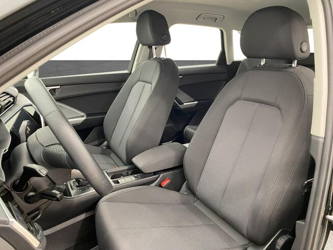 Audi Q3 35 TDI mHEV S tronic Kombi Warszawa - zdjęcie 10