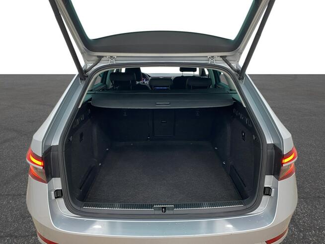 Skoda Superb 2.0 TDI SCR STYLE 4X4 DSG Warszawa - zdjęcie 11