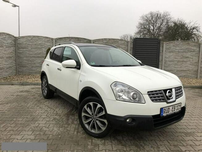 Nissan Qashqai Bardzo zadbana - oryginalny przebieg - 1 WŁAŚCICIEL !!! Poznań - zdjęcie 1