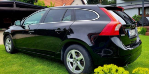 Volvo V60 D2 Momentum Szczecin - zdjęcie 2