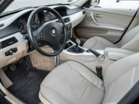 BMW 318 LCI 2.0d 143KM Manual ! Zadbana ! Zwoleń - zdjęcie 6