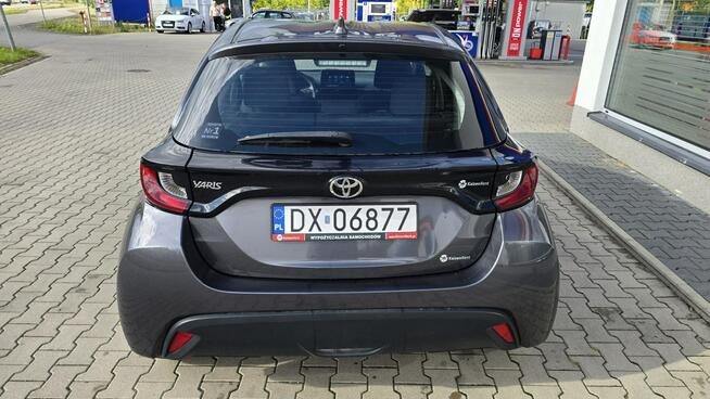 Toyota Yaris 1.5 B Asystent Pasa Tempomat Salon PL F vat Karczew - zdjęcie 6