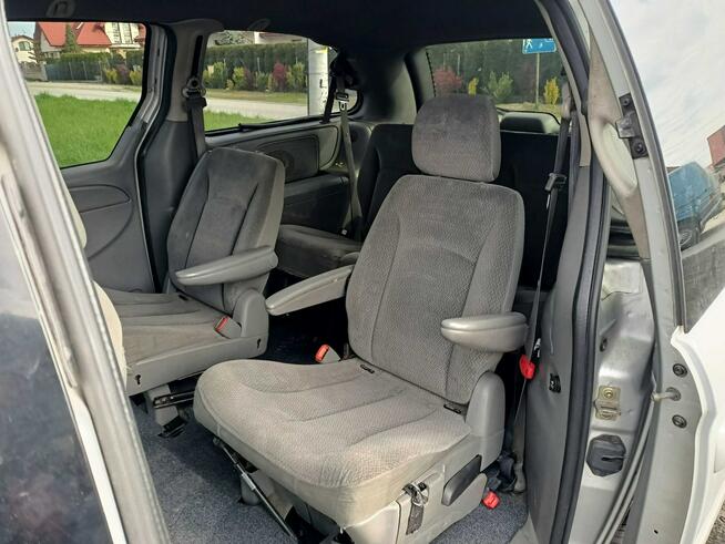 Chrysler Town &amp; Country 3.3+LPG 05r Automat 7os Tarnów - zdjęcie 6