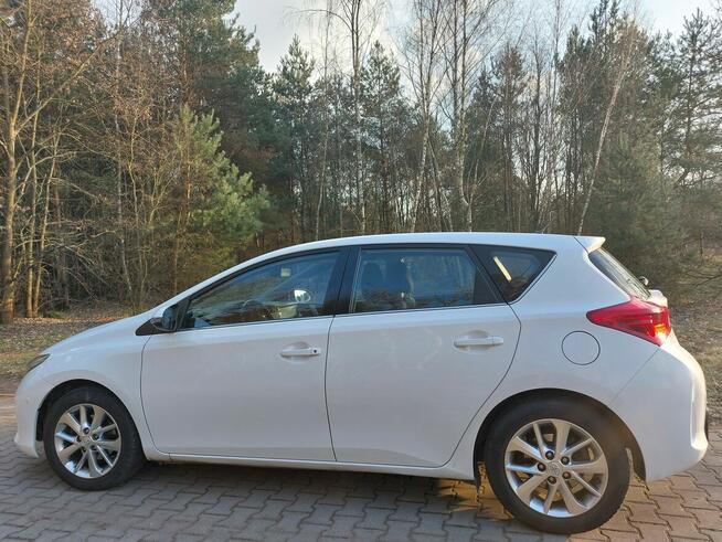 Sprzedam Toyota Auris 1.33 wersja Premium Wrocław - zdjęcie 8