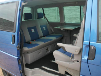 VW T4 Multivan 2.5 TDI 151 KM Klimatronik STOLIK Lodówka ŁÓŻKO 7 Osób Zielenin - zdjęcie 9