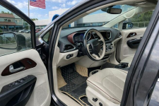 Pacifica 2020 w wersji Limited  7 miejsc silnik 3.6 V6 90 brutto 88500 Białystok - zdjęcie 3