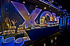 Sala na osiemnastkę - organizacja urodzin klub XOXO Party Śródmieście - zdjęcie 4