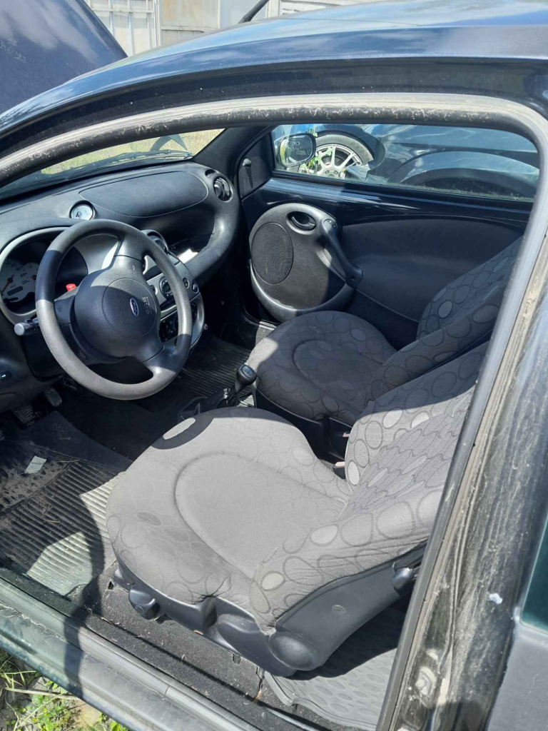 Samochód osobowy Ford Ka, rok produkcji 2004. Nowe Miasto - zdjęcie 4