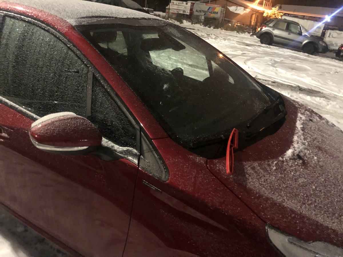 Osłona antyszronowa, mata przeciw śniegowi na szybę auta na zimę Maków Podhalański - zdjęcie 3