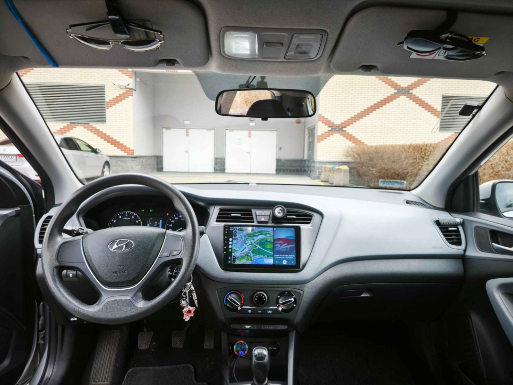 Hyundai i20 2015r Podgórze - zdjęcie 1