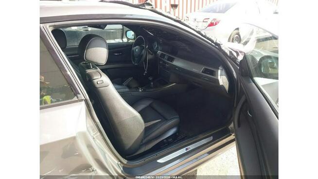 BMW Seria 3 / Wersja IS / M-Pakiet / niski przebieg / Tarnów - zdjęcie 10