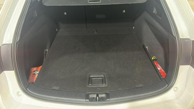 Toyota Corolla hybryda 1.8 Comfort Warszawa - zdjęcie 11