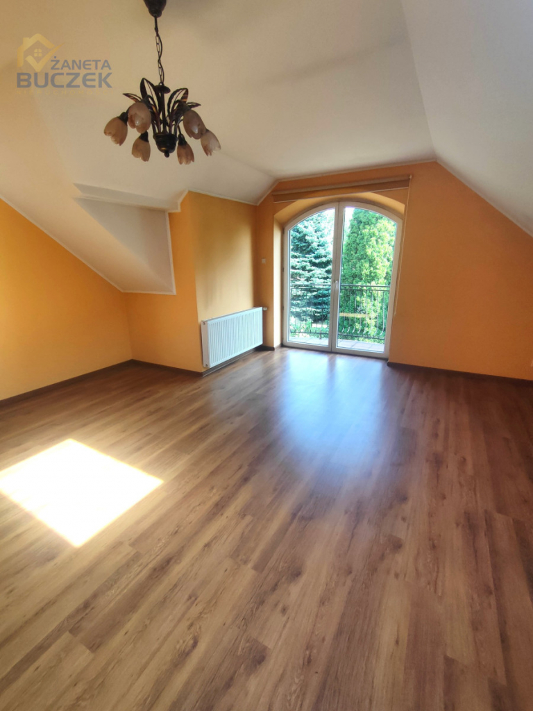 Dom jednorodzinny w centrum - ul. Staszica Sochaczew - zdjęcie 3