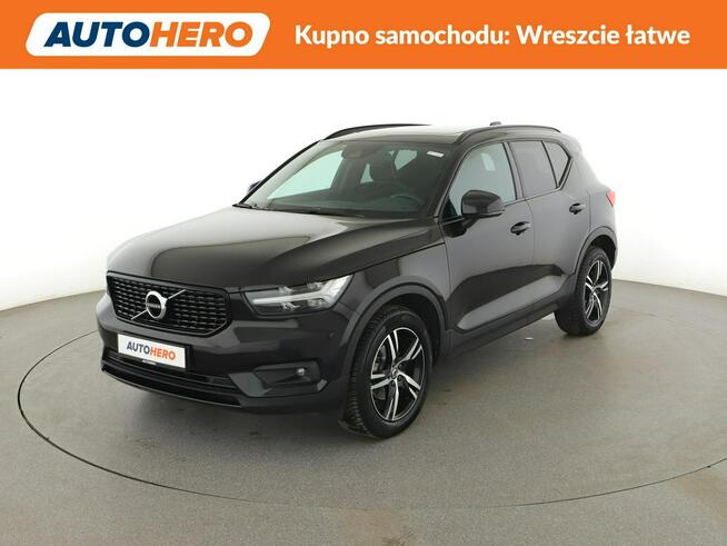 Volvo XC 40 R-Design, Automat, Panorama, Kamera, Navi, Podg.fotele Warszawa - zdjęcie 1