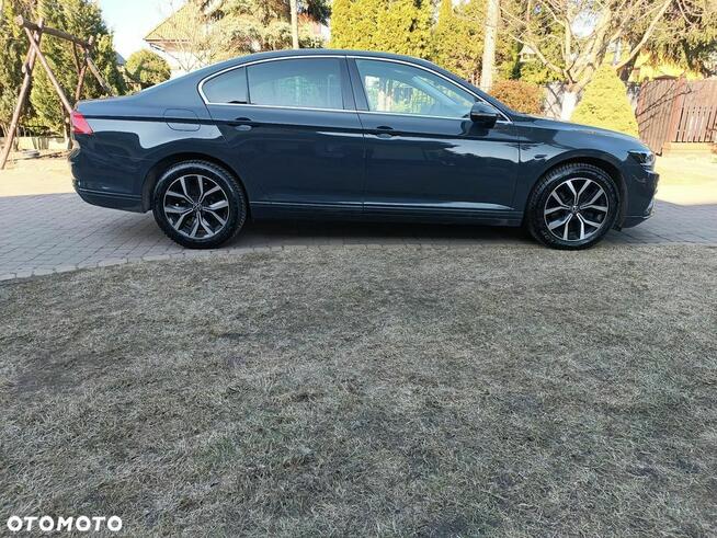 Volkswagen Passat 2.0 TDI EVO Business Płock - zdjęcie 3