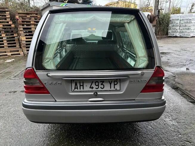 Karavan z Wloch Zgierz - zdjęcie 3