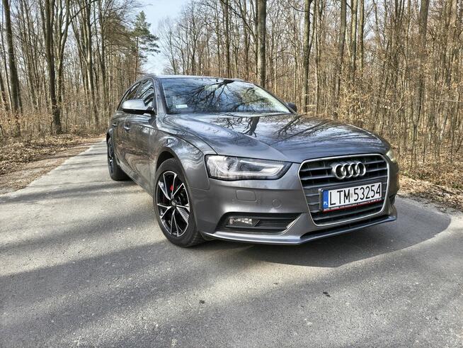 Audi A4 B8 Avant PoLift Xenon 2.0 TDI 2013r. Tomaszów Lubelski - zdjęcie 8
