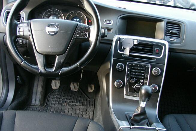 Volvo V60 1,6 D 115 KM, Dobry stan techn. i wizualny Piła - zdjęcie 6