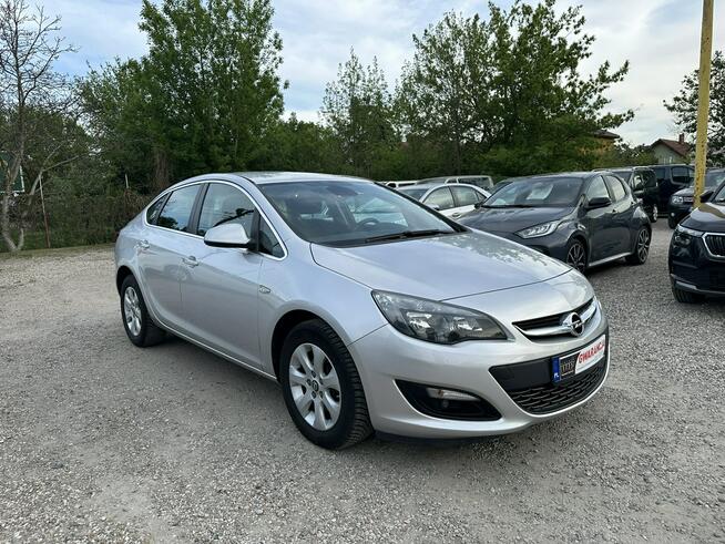 Opel Astra 1.6 CDTI 110KM/Nawigacja/Zamiana/Kredyt/Pakiet VIP Gwarant Warszawa - zdjęcie 4