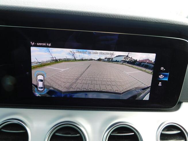 Mercedes E 320 z Gwarancją Bezwypadkowy Model 2022r Żyrardów - zdjęcie 11