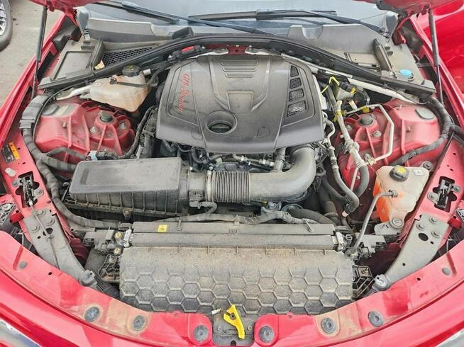 Alfa Romeo Giulia 4x4  / niski przebieg / automat Tarnów - zdjęcie 11