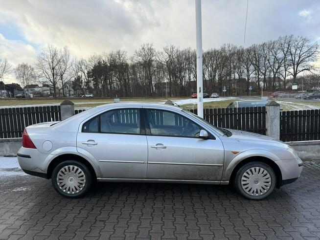 Ford Mondeo 1.8 benzyna 125 PS zarejestrowany Bolesławiec - zdjęcie 4