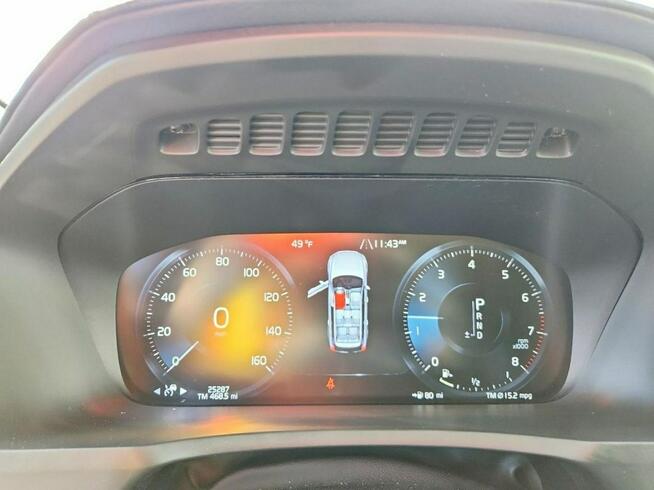 Volvo XC 90 / INSCRIPTION / 4x4 / Virtual cockpit / niski przebieg / Tarnów - zdjęcie 9