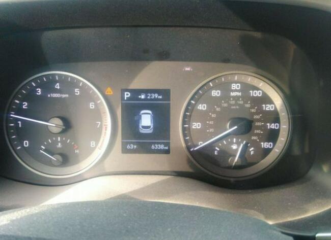 Hyundai Tucson 2021, 2.4L, 4x4, LIMITED, od ubezpieczalni Warszawa - zdjęcie 8