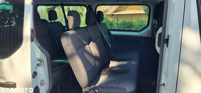Renault Trafic Kombi 2.0 Blue dCi (150 KM) L2 Pack Clim (200) Kraków - zdjęcie 7