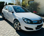 Sprzedam Opel Astra H 2012r
