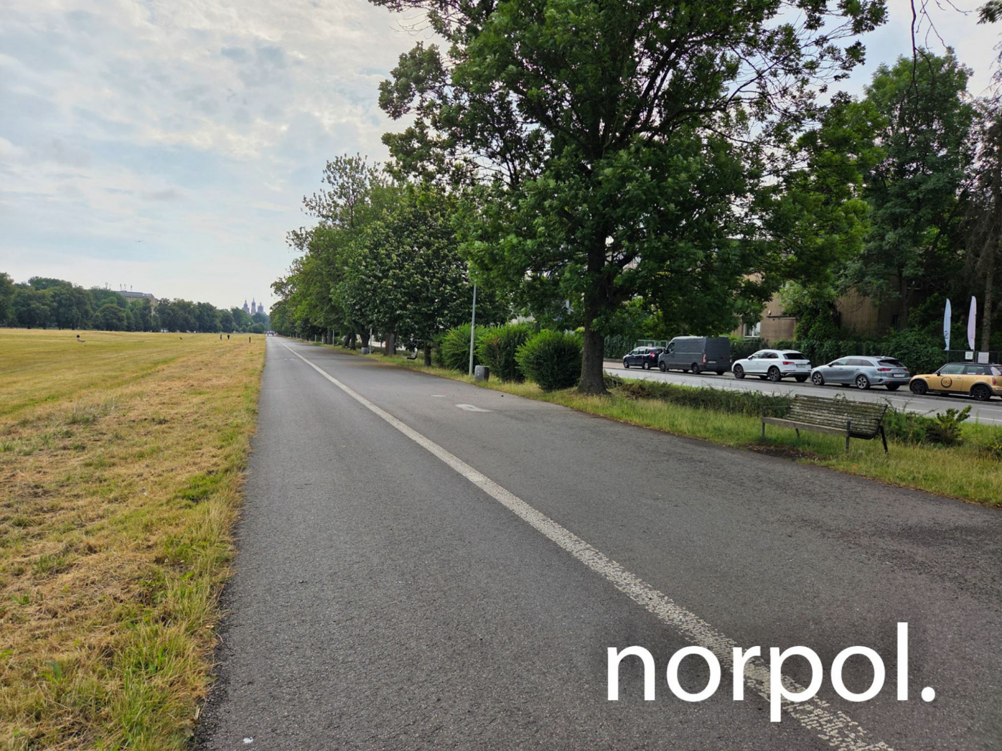 Lokal 75 m² na wynajem przy Błoniach – prestiż, ruch i świetna Kraków - zdjęcie 2