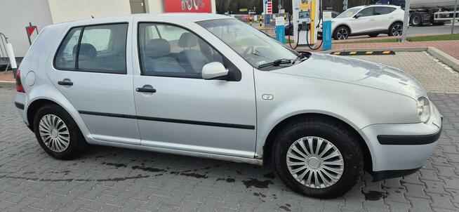 VW GOLF 4 HATCHBACK 1600 BENZYNA+KLIMA-OPŁATY NA ROK !!! Głogów - zdjęcie 3