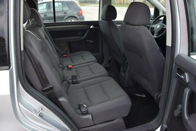Volkswagen Touran 1.9TDI 2007r Lift/ Klimatronik/ Hak Tarnogród - zdjęcie 9