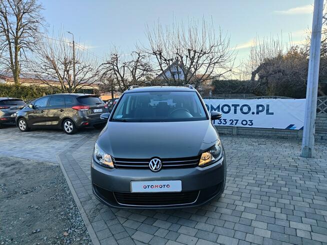 Volkswagen Touran 1.6 TDI 105 KM Zarejestrowany Oryginalny Przebieg Twardów - zdjęcie 2