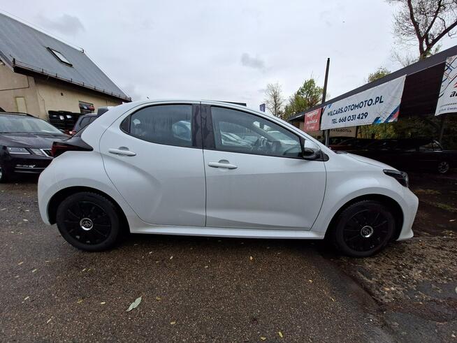 Toyota Yaris Hybryda, Klimatronic, Nawigacja, Kamera cofania Cieszyn - zdjęcie 6