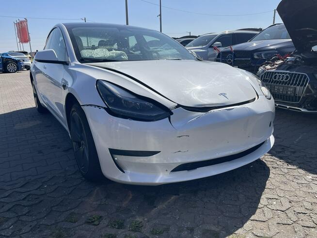 Tesla Model 3 Salon Polska Gliwice - zdjęcie 3