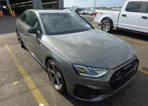Audi A4 Premium Plus / Quattro / S-Line