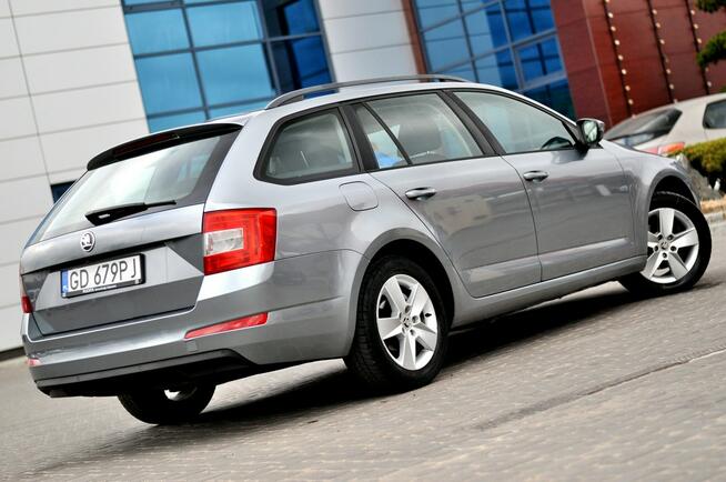 Škoda Octavia 1.6 TDI 105KM Klima Pdc Polski Salon Serwis Płock - zdjęcie 2