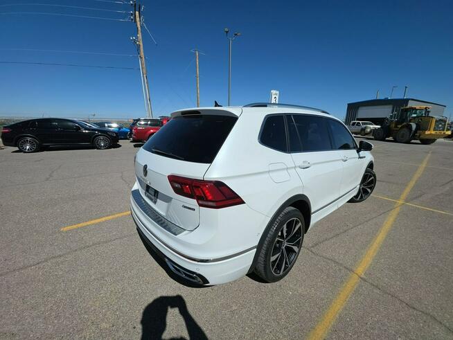 Volkswagen Tiguan 4x4 / SEL R-Line / mała szkoda / niski przebieg Tarnów - zdjęcie 4