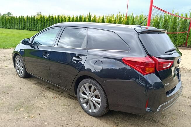 Toyota Auris 1.8 Hybrid Pleszew - zdjęcie 4