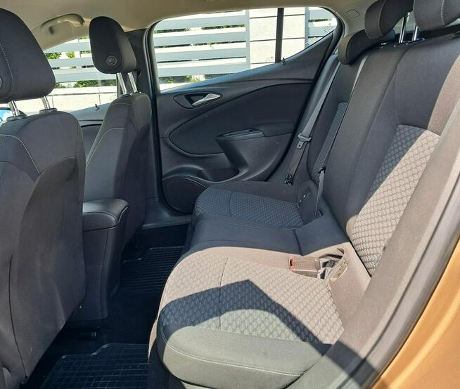 Opel Astra 1.4 Benzyna 125 KM Cisiec - zdjęcie 11
