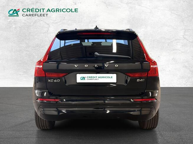 Volvo XC60 B4 D AWD Momentum Pro Automat Katowice - zdjęcie 5