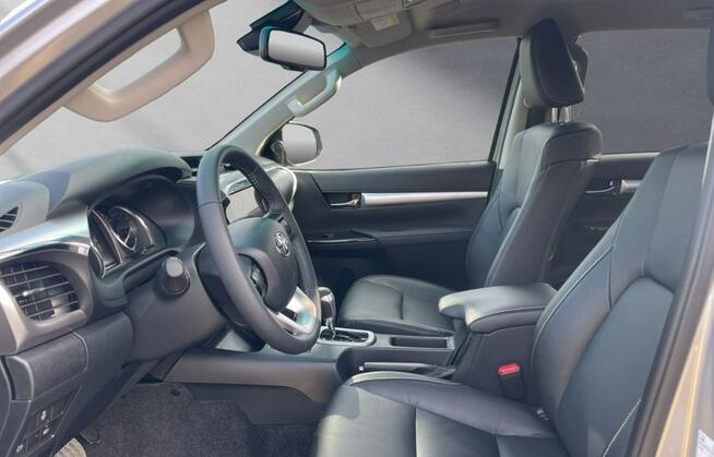 Toyota Hilux Hybryda 204 KM Invincible Super Cena Dostępny od ręki ! Szczecinek - zdjęcie 3
